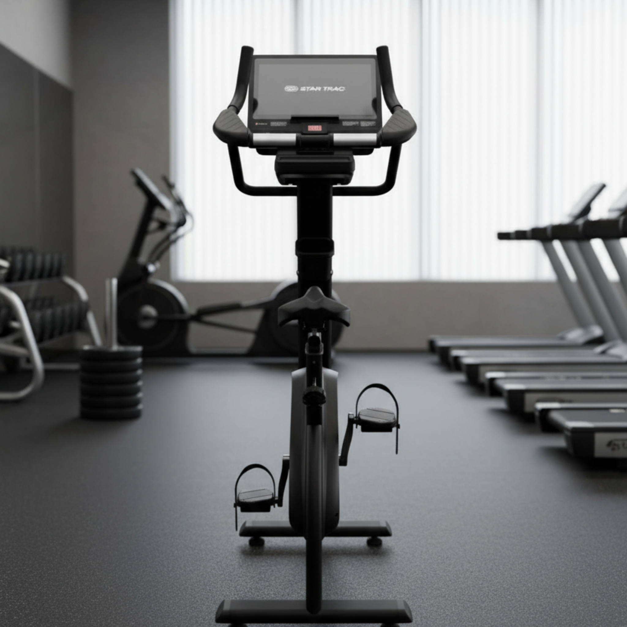 Star Trac 6 Series 6UB Commercial Upright Bike