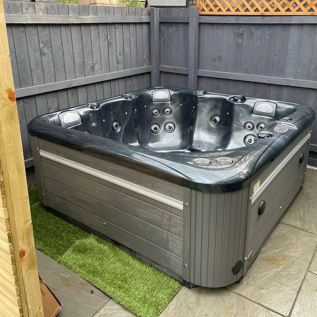 Colada 5 Seater 28 Jets 13A/32A Hot Tub