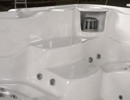 Grandee 7 Seater 32A 72 Jets Hot Tub