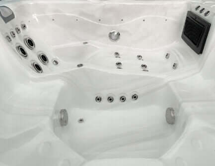 Malibu 6 Seater Hot Tub