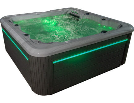 Malibu 6 Seater Hot Tub