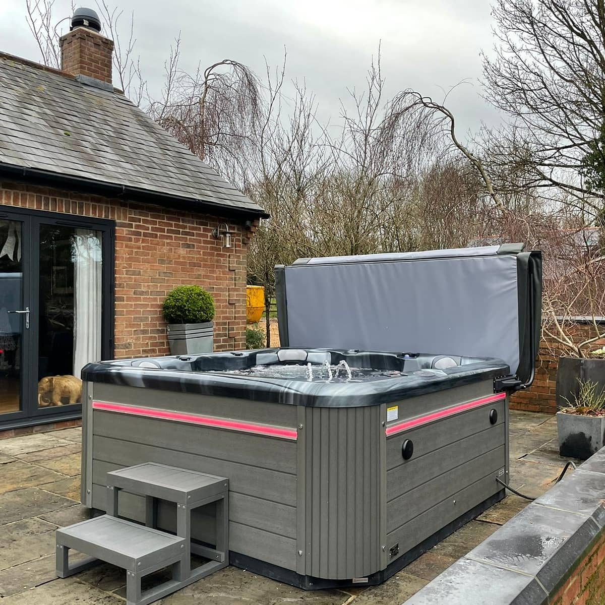 Maya+ 5 Seater Hot Tub