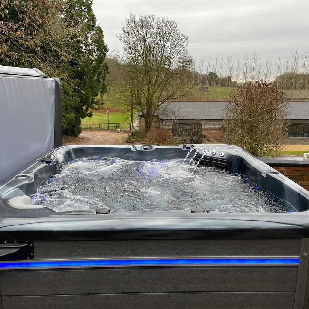 Maya+ 5 Seater Hot Tub