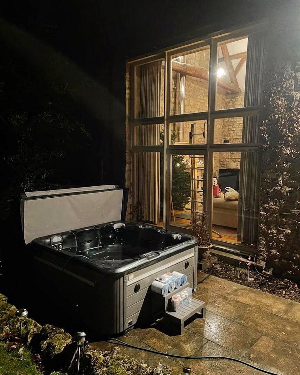 Maya+ 5 Seater Hot Tub