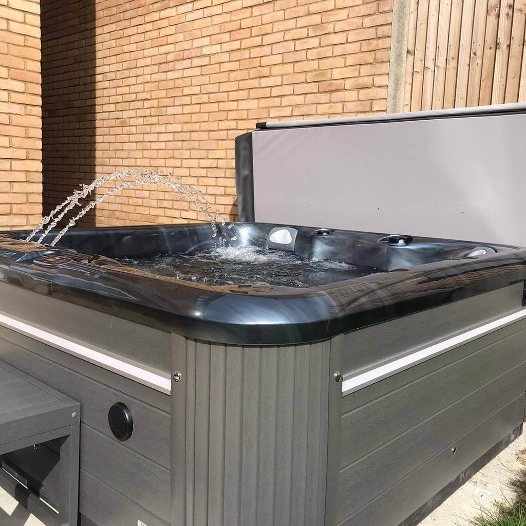 Spritz+ 6 Seater Hot Tub