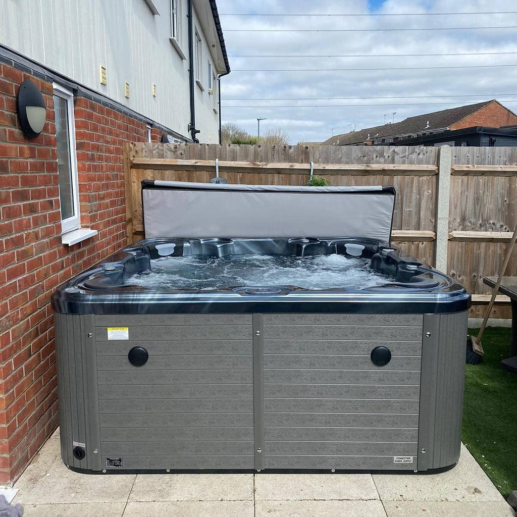 Tropic 7 Seater Hot Tub