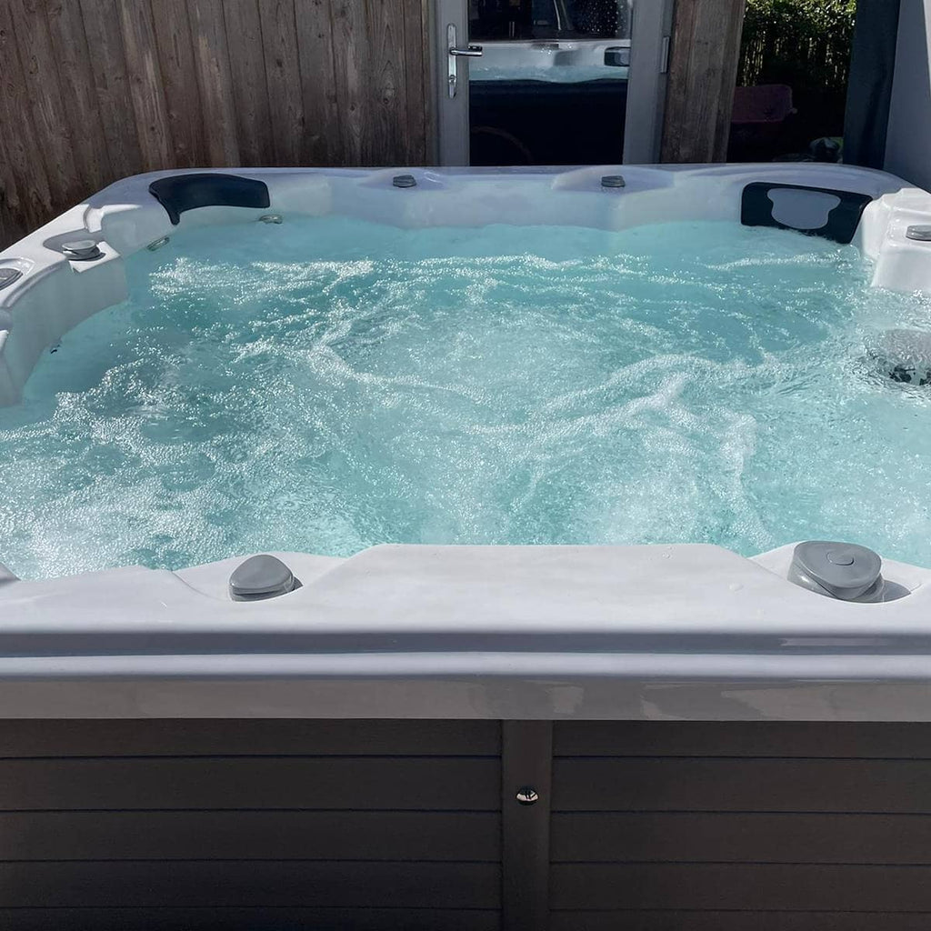 Tropic 7 Seater Hot Tub